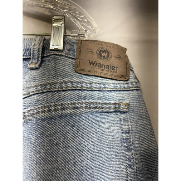 Wrangler Relaxed Fit Blue Light Wash Denim Shorts Jorts 8in Inseam Men’s 48 - Picture 4 of 7